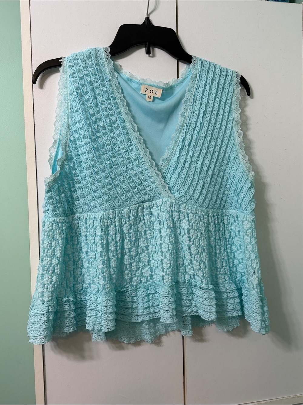 POL Aqua Crochet V-Neck Peplum Sleeveless Top